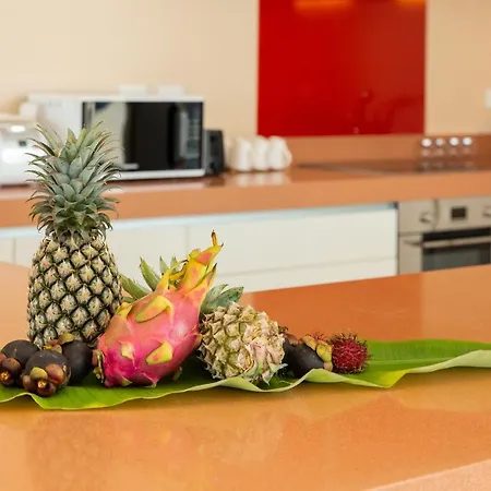 Teetara Villa Patong Экстерьер фото