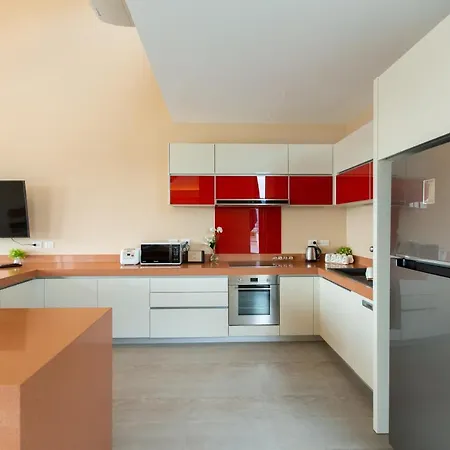 Teetara Villa Patong Экстерьер фото